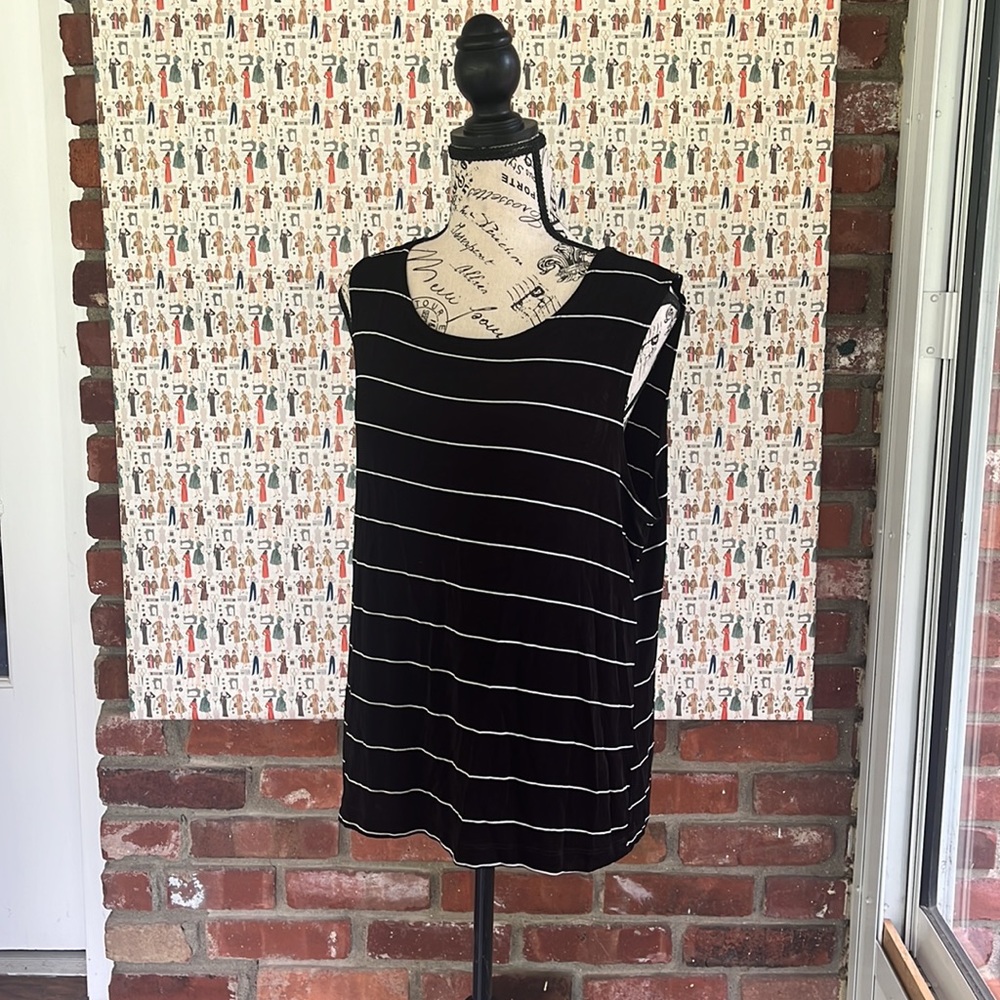 Citiknits top 🖤 - Picture 1 of 4